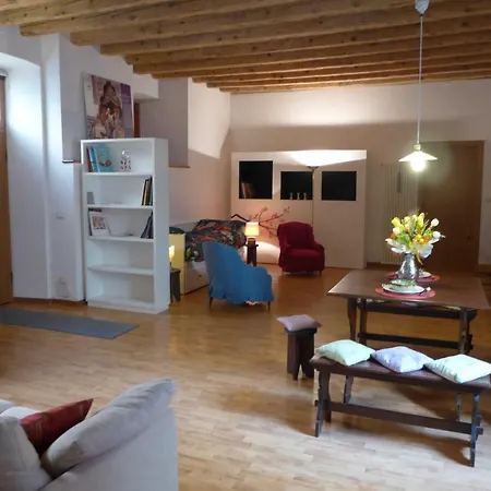 Loft In Centro Apartment *